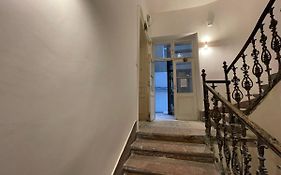Budapest Paulay Apartments